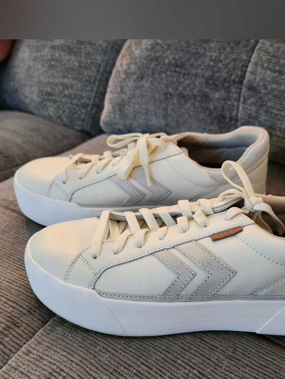 Women's DrScholls  Cream Leather Low-Top Platform Sneakers